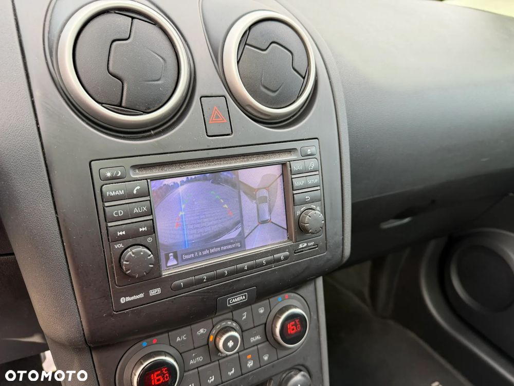 Nissan Qashqai - 12