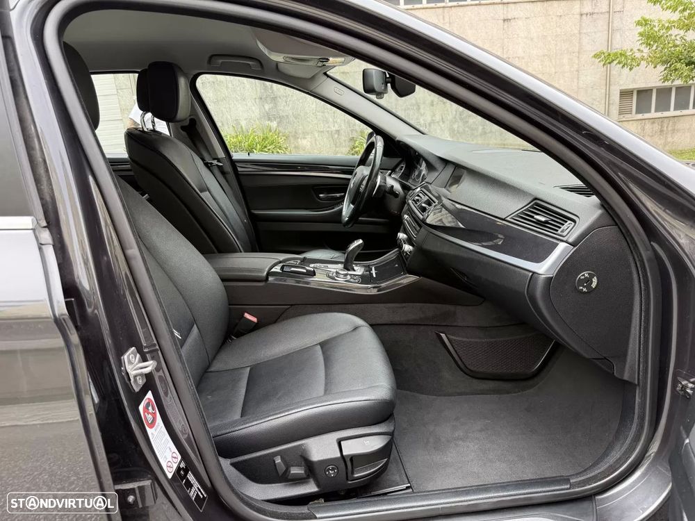 BMW 520 d Exclusive Auto 129g - 13