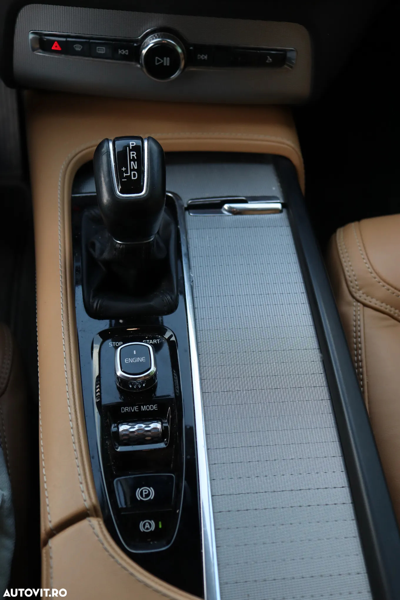 Volvo XC 90 D5 AWD Inscription - 11