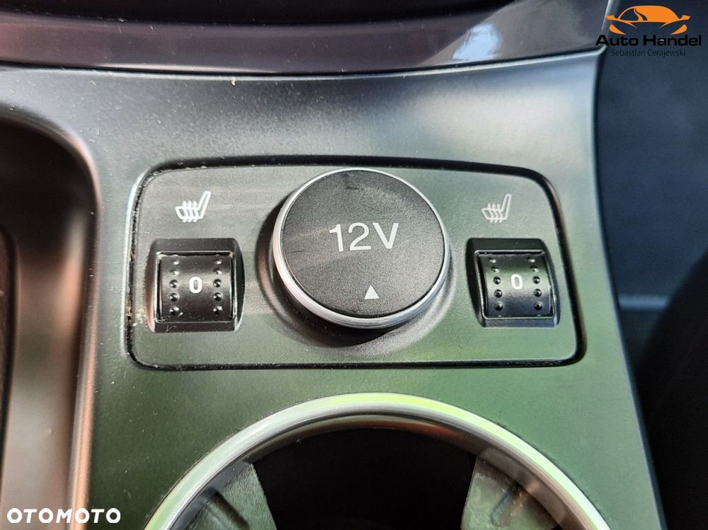 Ford Kuga 1.5 EcoBoost 2x4 Titanium - 40