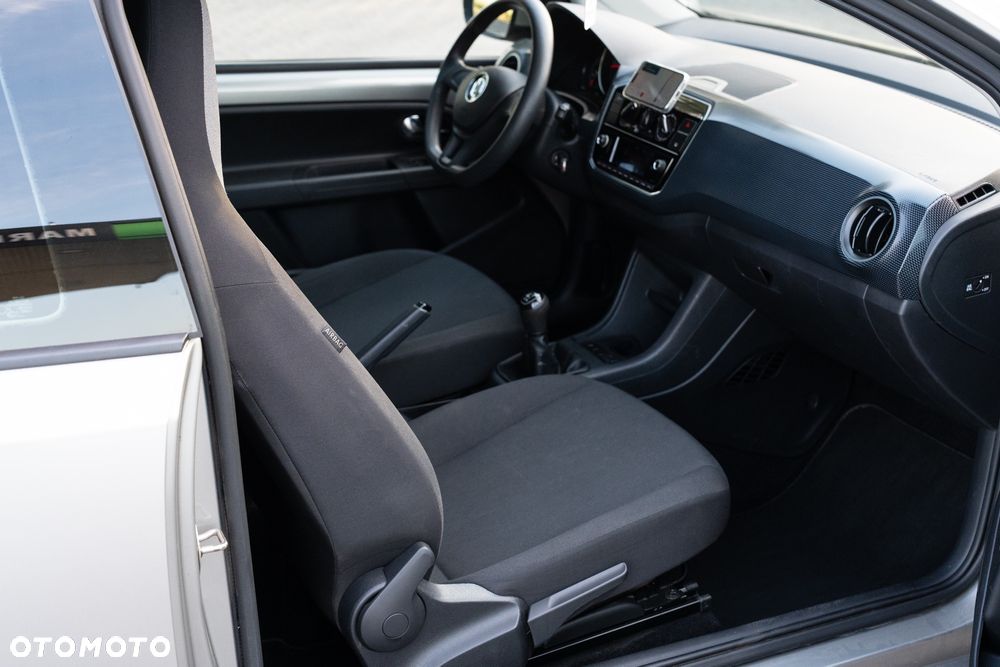 Volkswagen up! take - 39
