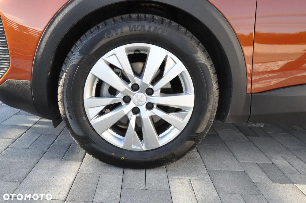 Peugeot 5008 1.2 PureTech Allure S&S EAT8 - 17