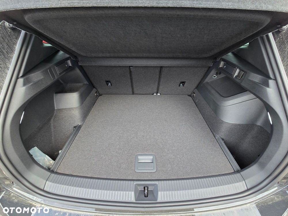 Volkswagen Tiguan - 10