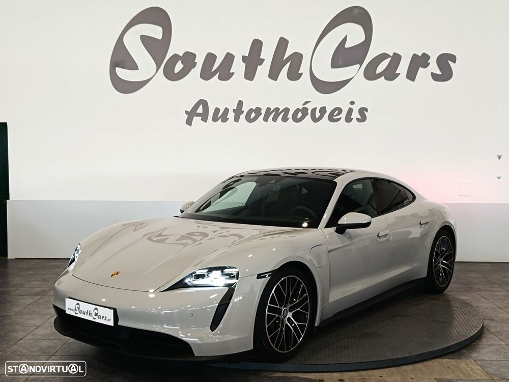 Porsche Taycan 4 - 9