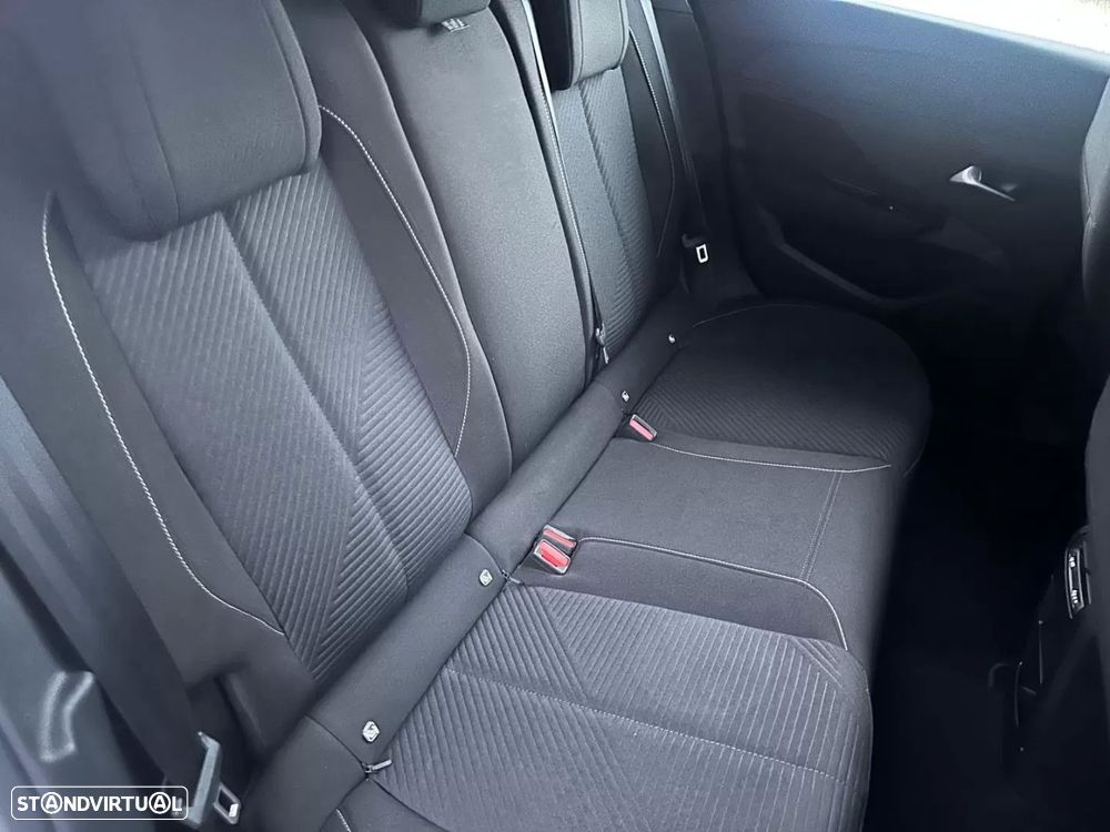 Peugeot 308 SW BlueHDi 130 EAT8 Allure - 11