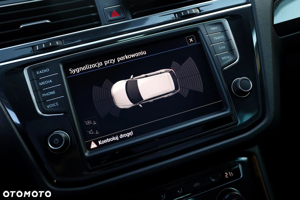 Volkswagen Tiguan 2.0 TDI SCR 4MOTION DSG Highline - 27