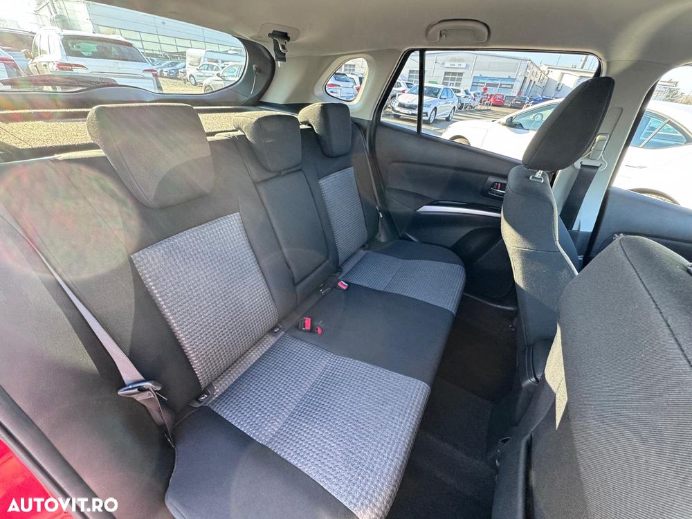 Suzuki S-Cross 1.5 AllGrip HEV Passion - 19