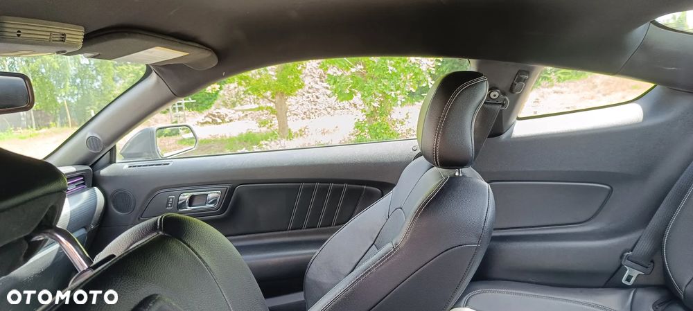 Ford Mustang 2.3 Eco Boost - 13