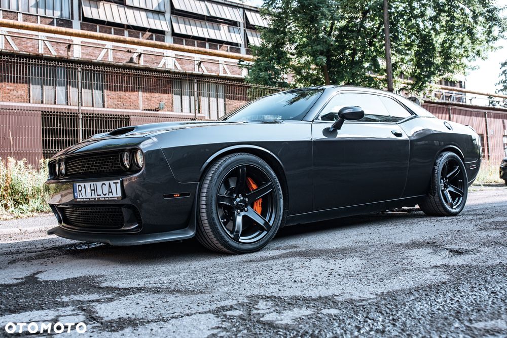 Dodge Challenger 6.2 Hellcat - 1