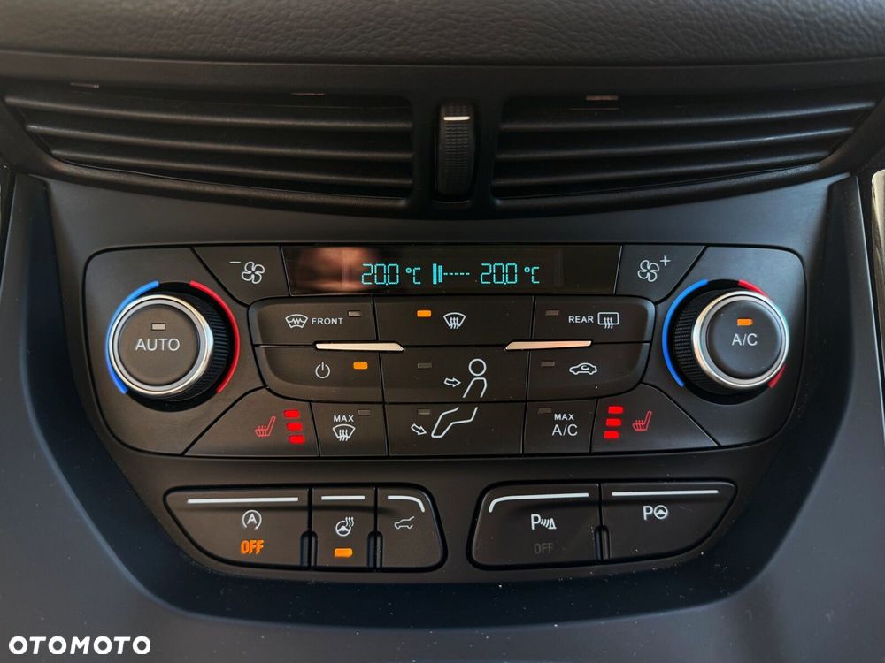 Ford Kuga - 21