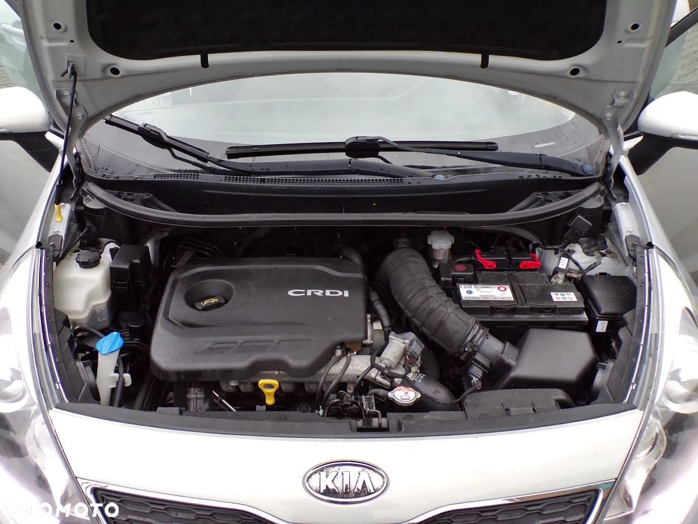 Kia Rio 1.1 CRDI Attract - 29