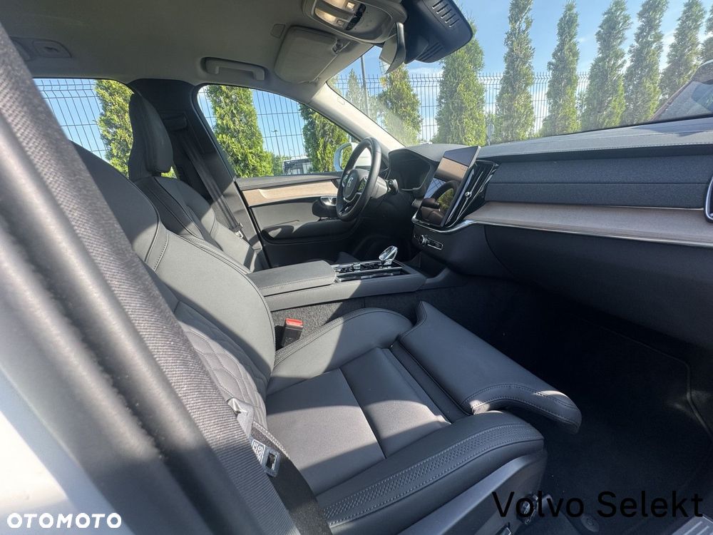 Volvo XC 90 - 33
