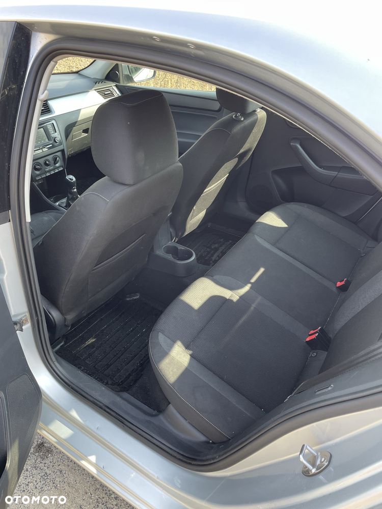 Skoda RAPID - 8