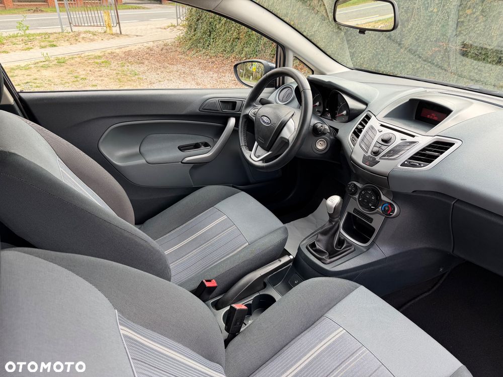 Ford Fiesta 1.25 Ambiente - 17