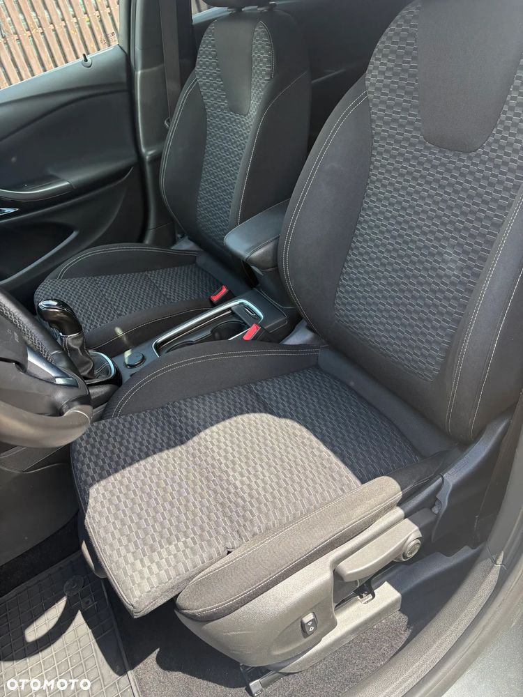 Opel Astra 1.4 Turbo Business - 16