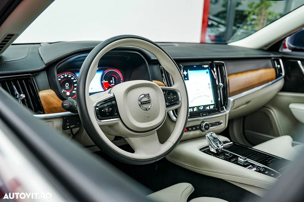 Volvo S90 T8 Recharge AWD Geartronic Inscription - 17