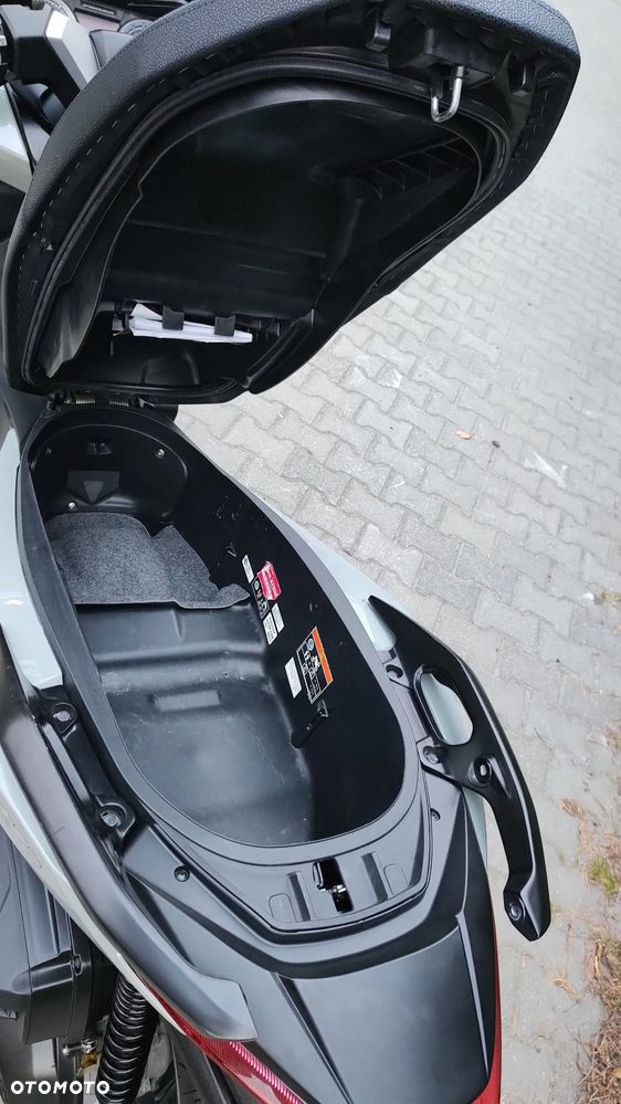Honda NSS - 16
