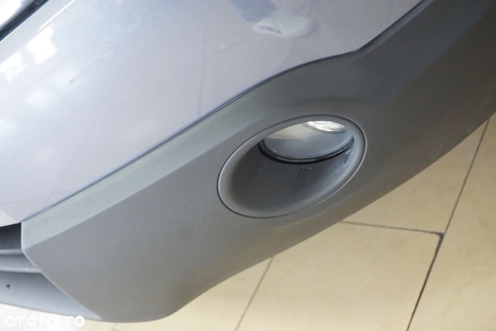 Nissan Qashqai 2.0 dCi DPF tekna - 11