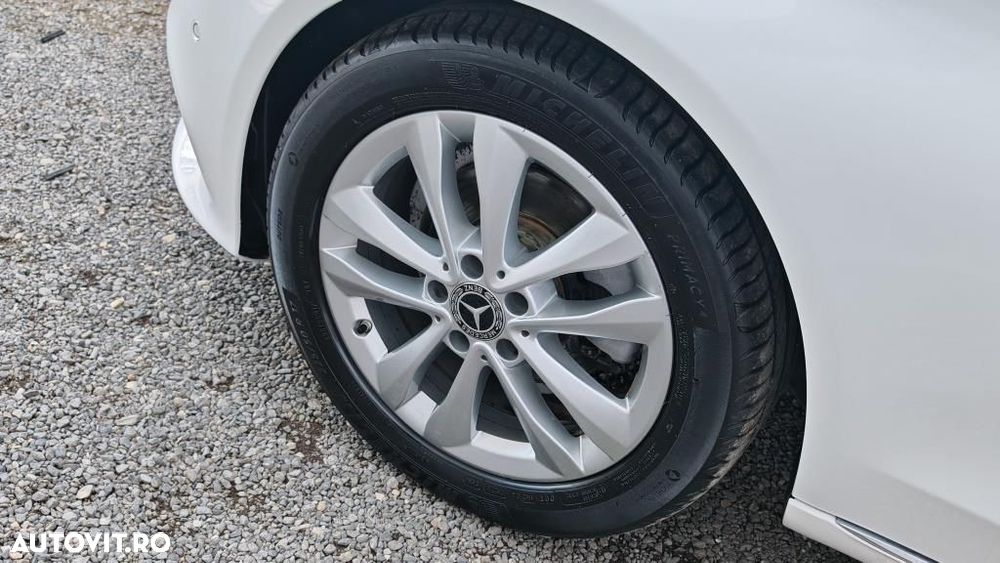 Mercedes-Benz C - 28