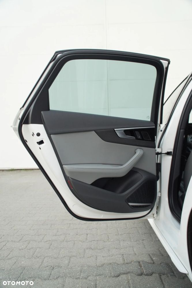 Audi A4 Limousine 2.0 TFSI quattro S tronic sport - 28