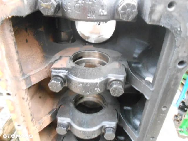 Blok silnika 6076TRW30 R100478 John Deere 7800 - 7