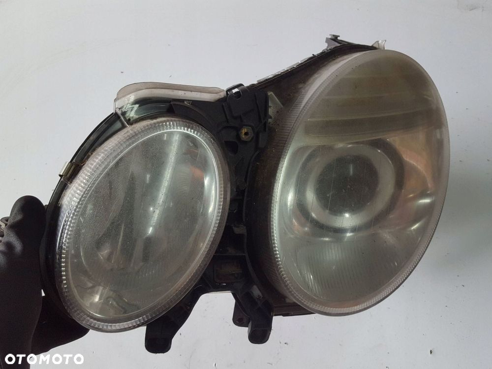 MERCEDES E KLASA W211 LIFT 06-09r LAMPA XENON LEWA PRZÓD EUROPA - 2