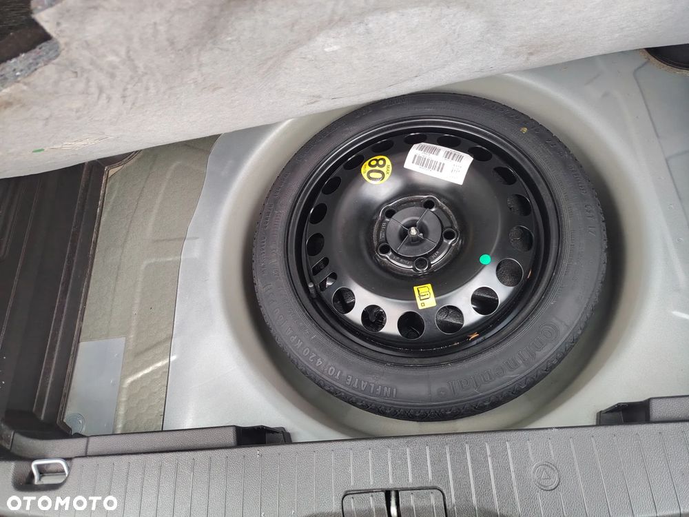 Opel Meriva 1.4 T Cosmo S&S - 17