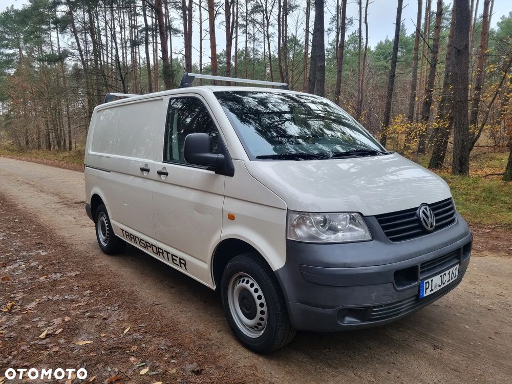 Volkswagen Transporter - 2