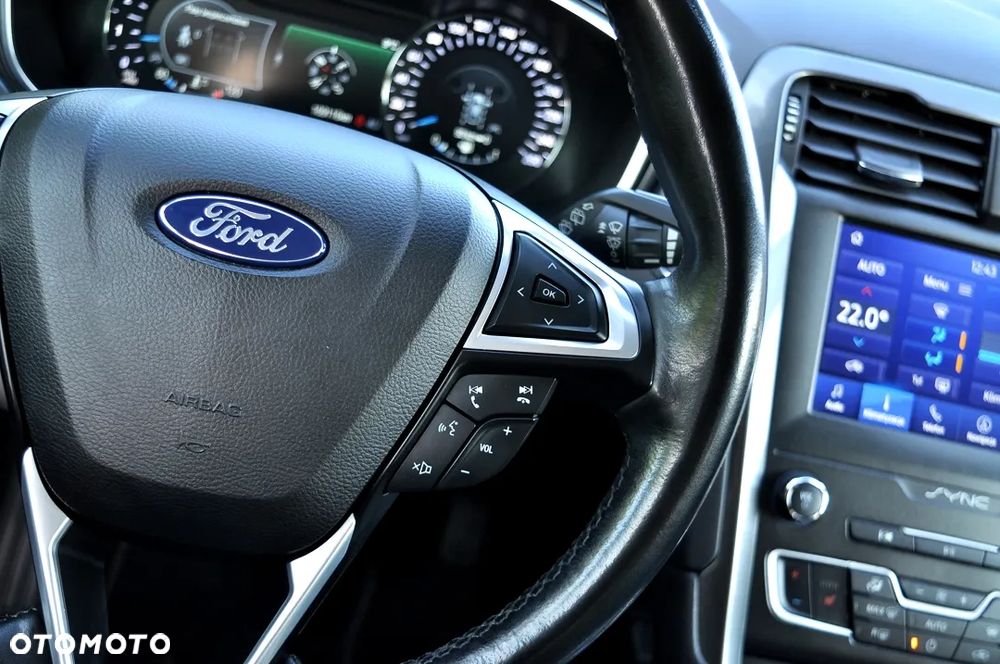 Ford Mondeo SW 2.0 TDCi S&S PowerShift-Aut Titanium - 28