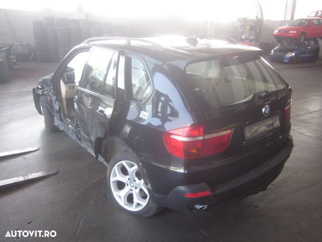 Dezmembrez BMW X 5 E 70 , an 2008 , 3.0 d , tip motor 306D3 - 3