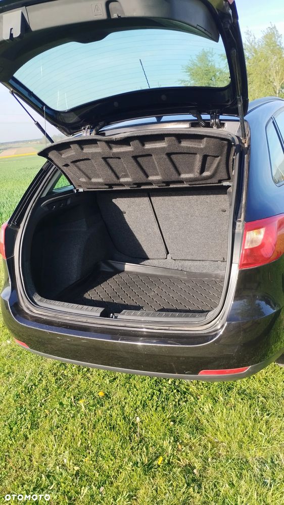 Seat Ibiza 1.4 16V Reference - 5