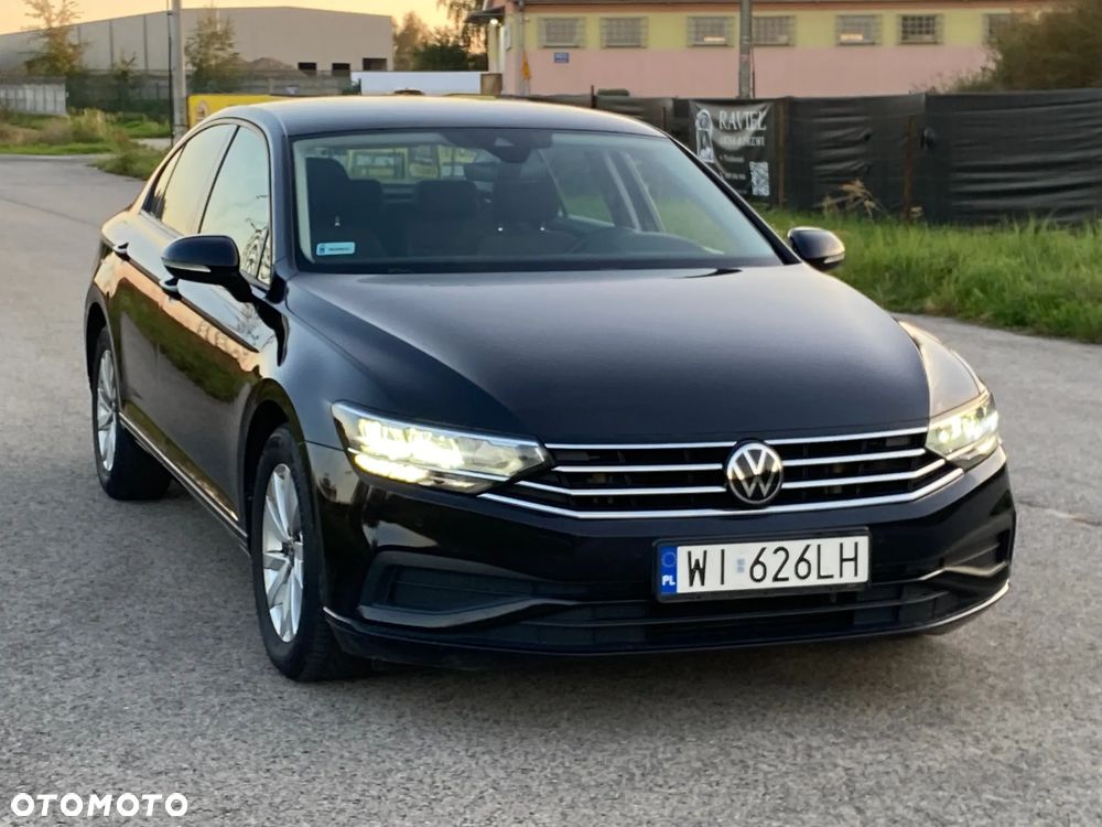 Volkswagen Passat - 9