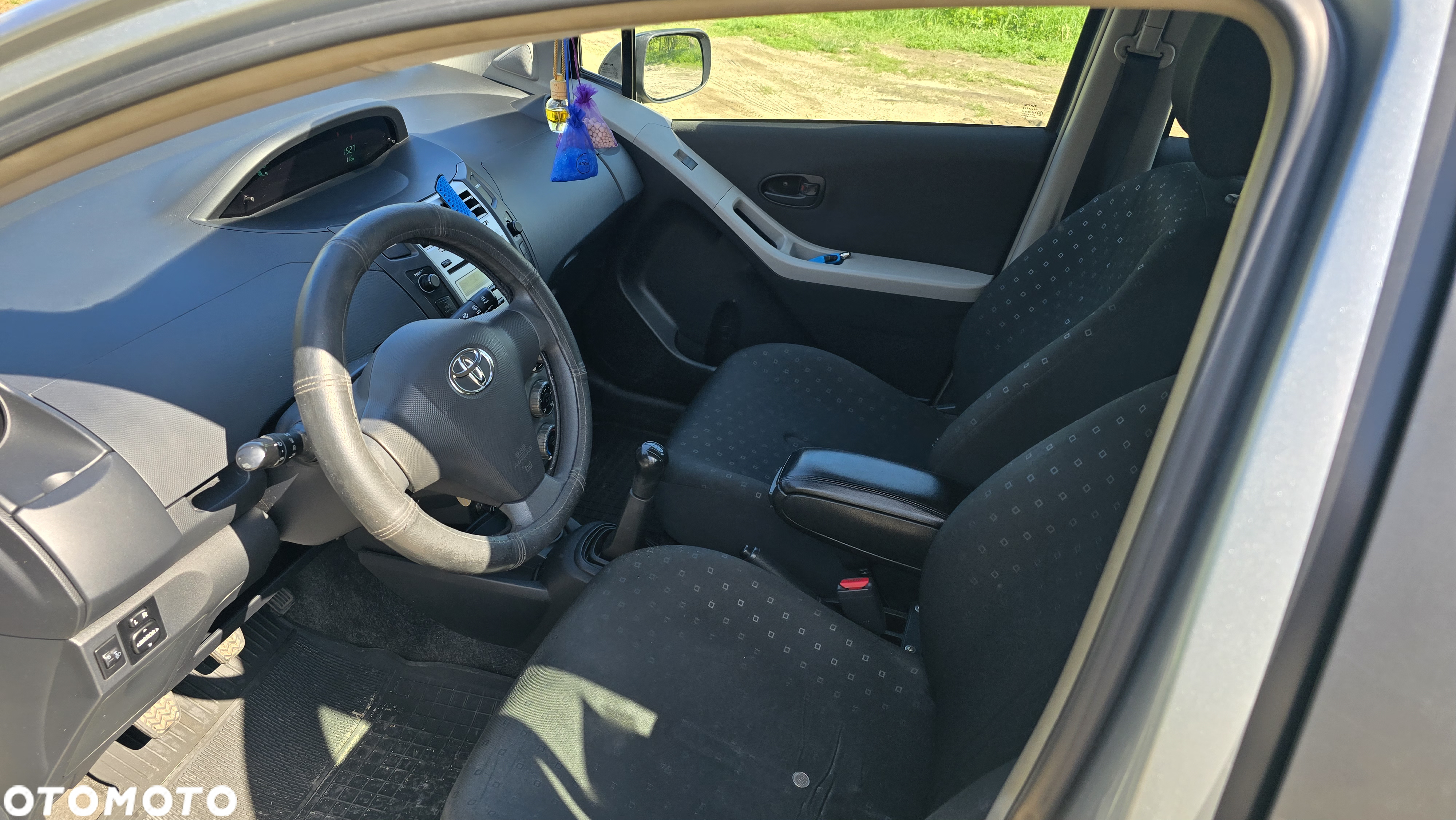 Toyota Yaris 1.3 Luna A/C - 7