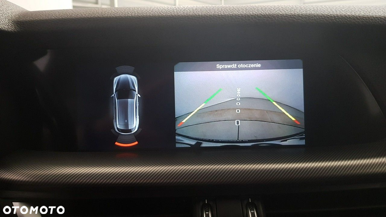 Alfa Romeo Stelvio - 29