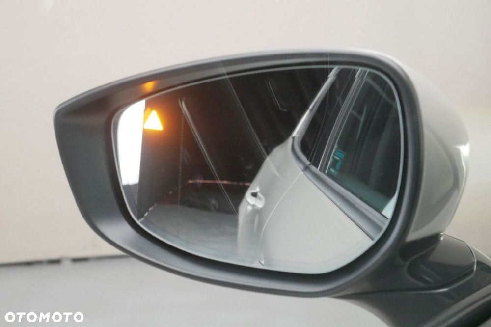 Mazda 3 2.0 mHEV Exclusive Line - 28