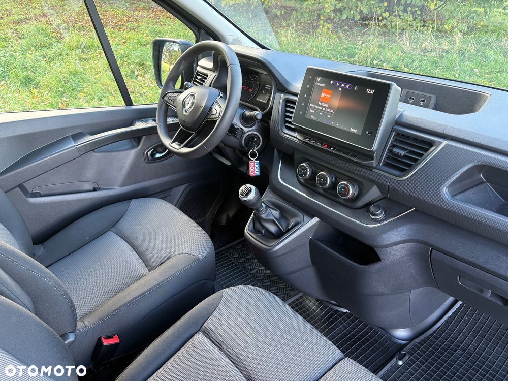 Renault Trafic SpaceClass 2.0 dCi - 16