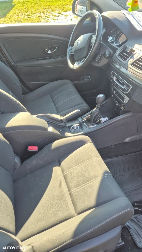 Renault Megane ENERGY dCi 110 Start & Stop LIMITED - 7