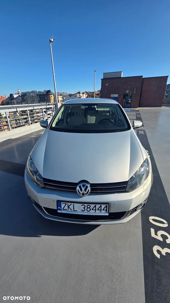 Volkswagen Golf 1.4 TSI Highline DSG - 1