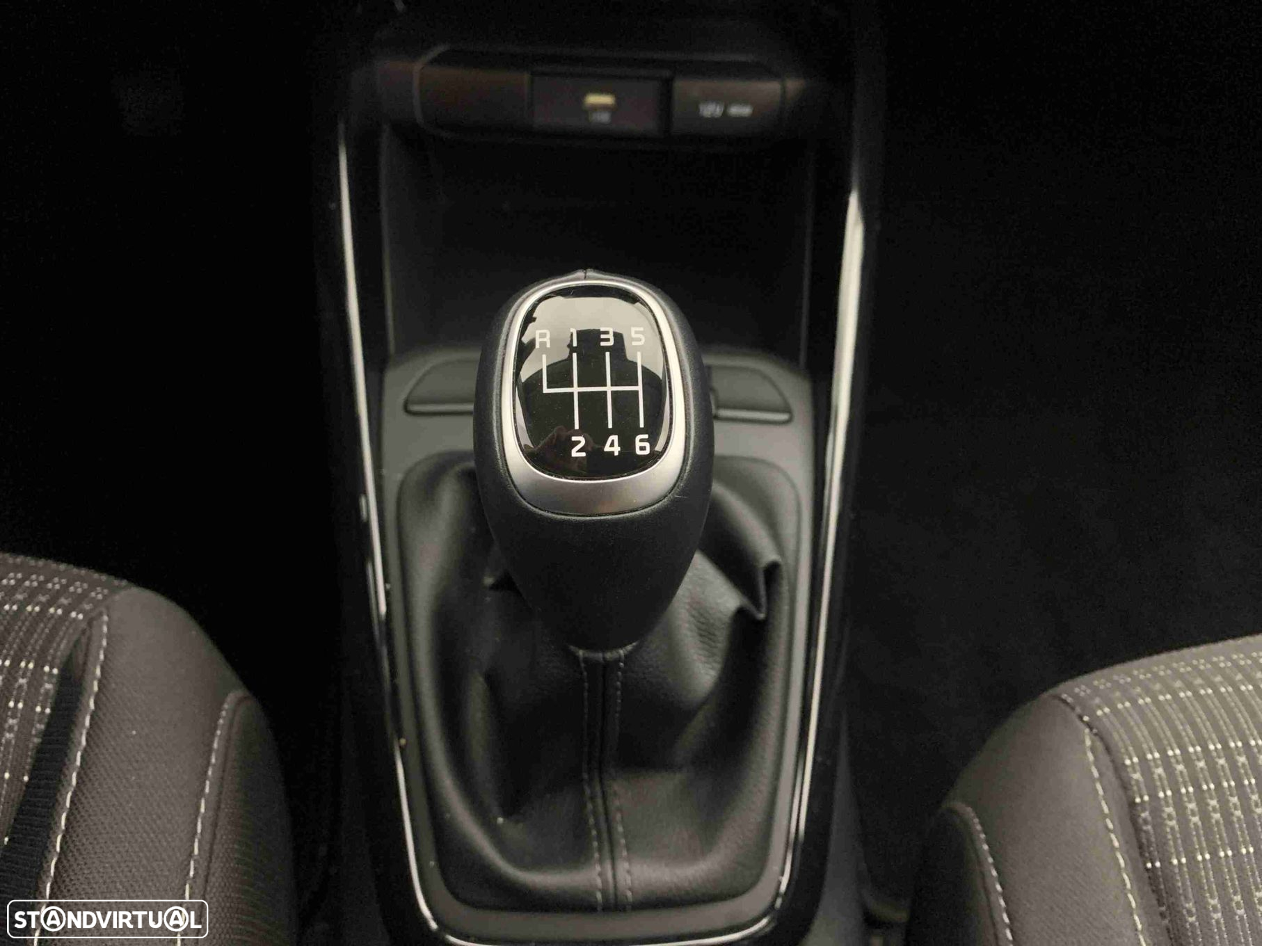 Kia Stonic 1.0 T-GDI Drive - 13