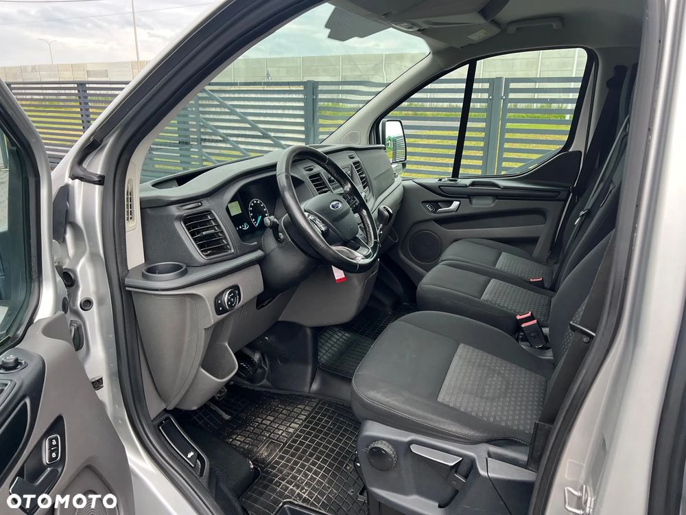 Ford Transit Custom - 10