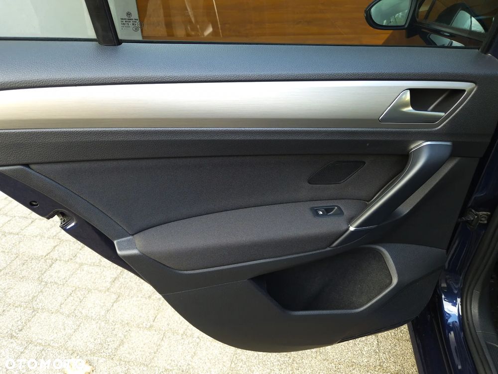 Volkswagen Golf Sportsvan 1.4 TSI (BlueMotion Technology) Comfortline - 28