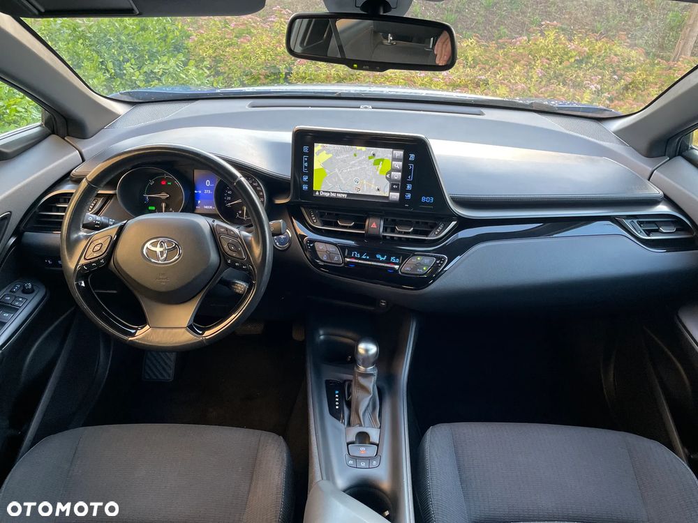 Toyota C-HR - 16
