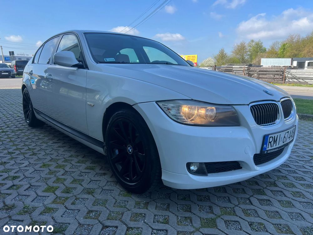 BMW Seria 3 318i - 30