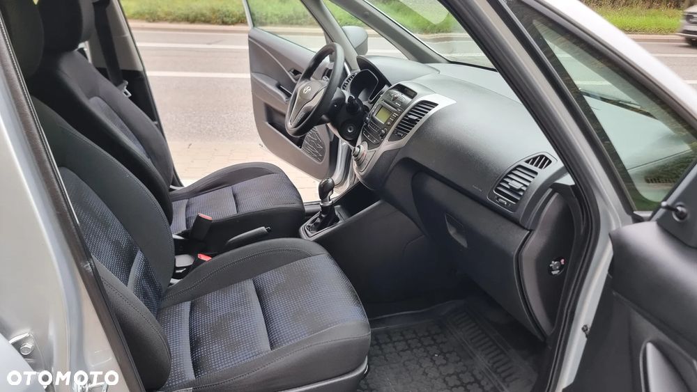 Hyundai ix20 1.4 blue Comfort - 24