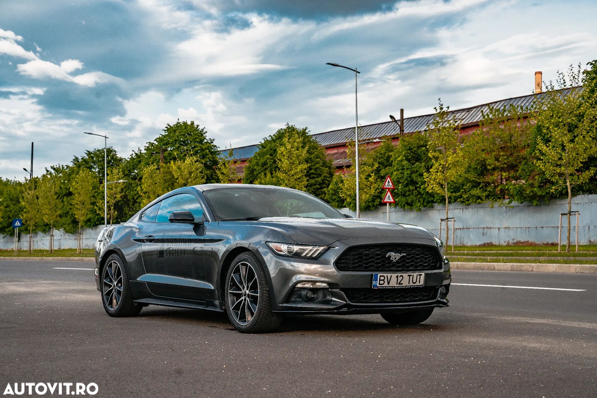 Ford Mustang 2.3 EcoBoost Aut. - 1