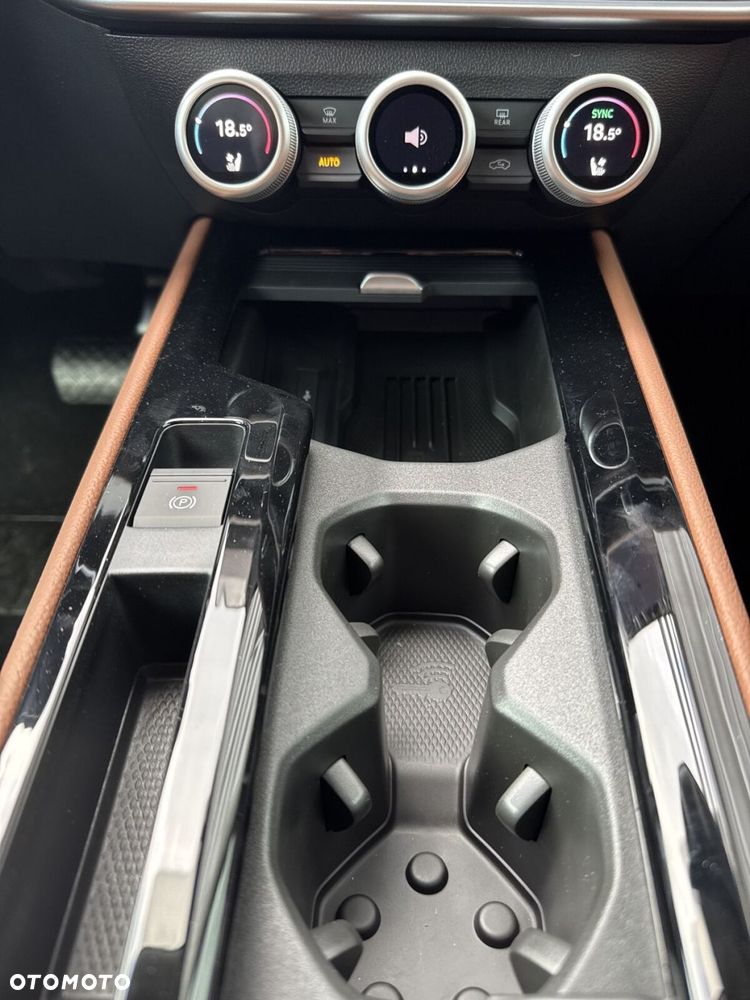 Skoda Superb 2.0 TSI 4x4 L&K DSG - 26