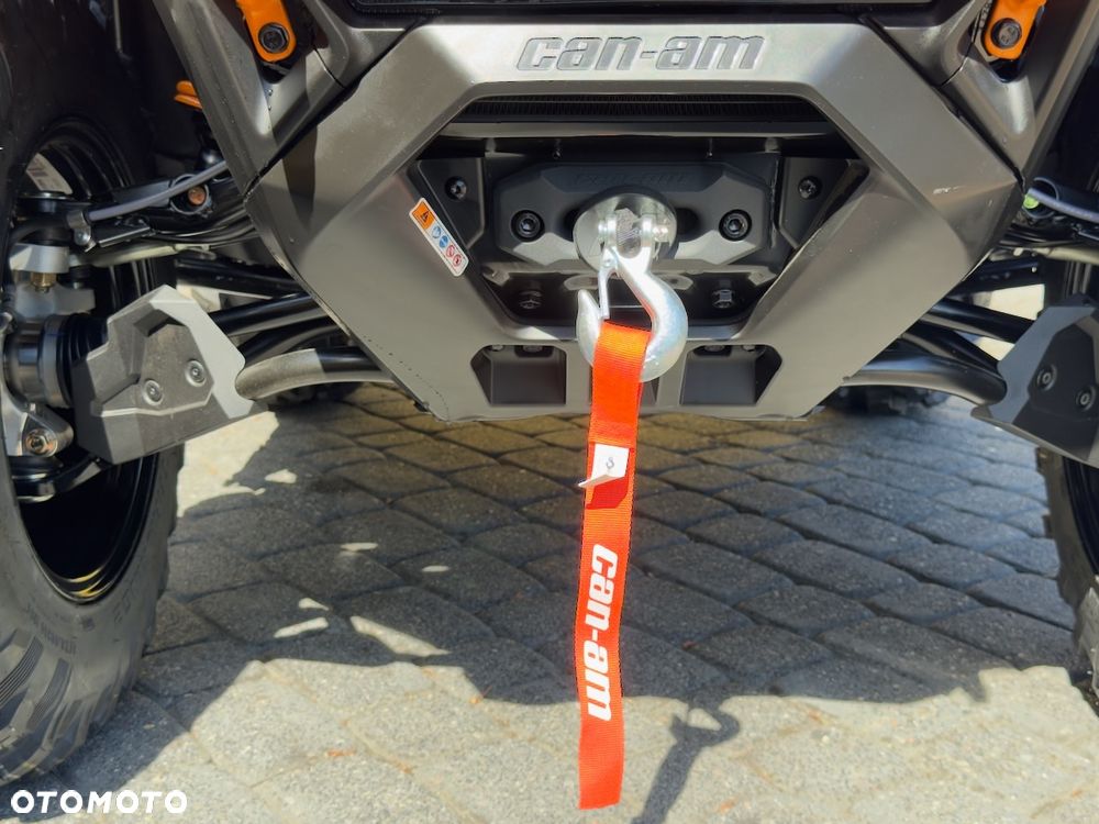 Can-Am Outlander - 11