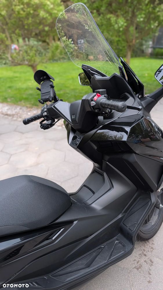 Honda NSS - 16