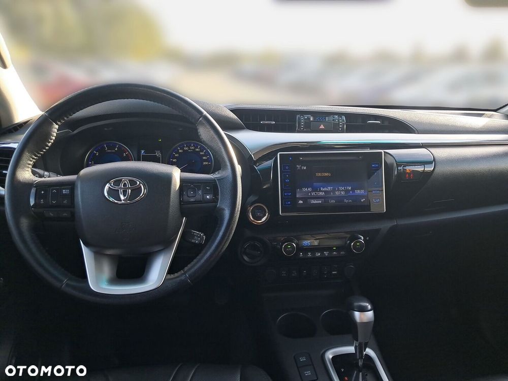 Toyota Hilux 2.4 D-4D Double Cab SR5 4x4 - 10