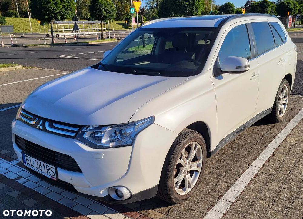 Mitsubishi Outlander 2.2 DID Instyle Navi - 1